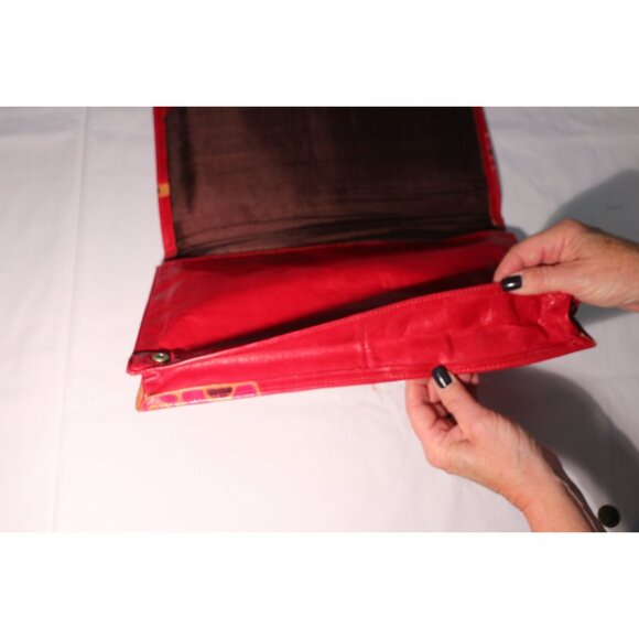 Vintage Handmade Leather Clutch Purse Red With Flowers Made In India 1970's - Picture 4 of 5